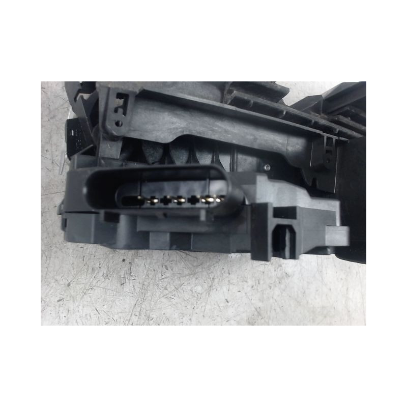 SYSTEME CONDAMNATION AVANT DROIT FORD FOCUS 2008-