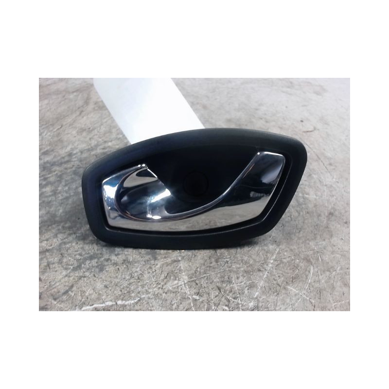 POIGNEE INTERIEURE PORTE ARRIERE GAUCHE RENAULT MEGANE SCENIC III