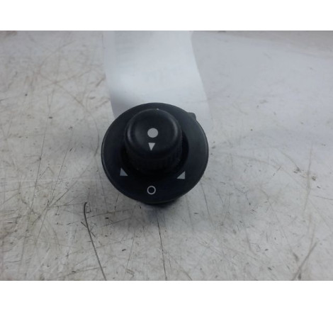 COMMANDE RETROVISSEUR EXT ELECTRIQUE