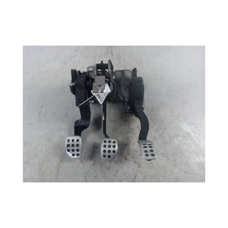 PEDALIER COMPLET CITROEN DS3 2009-