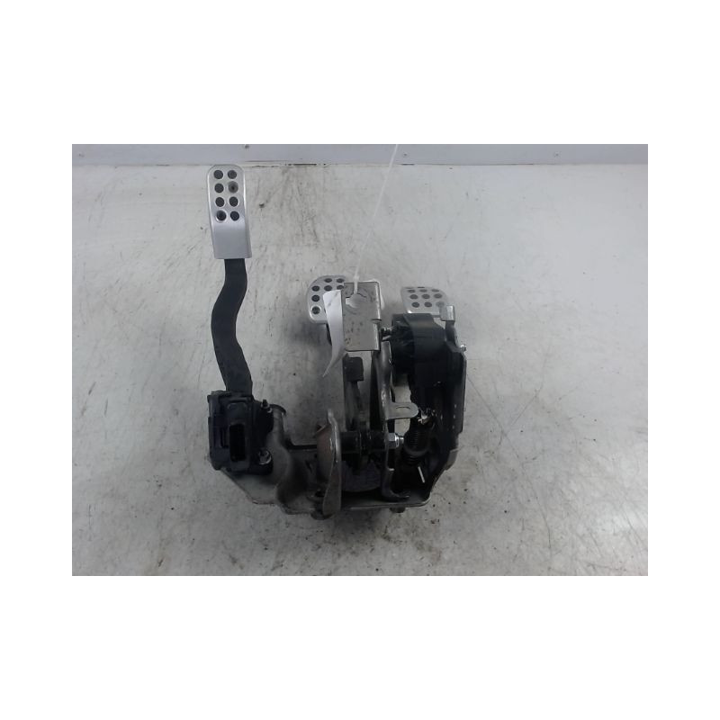 PEDALIER COMPLET CITROEN DS3 2009-