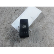 COMMANDE LEVE-GLACE PORTE AVD DACIA LOGAN 4 P 05-08