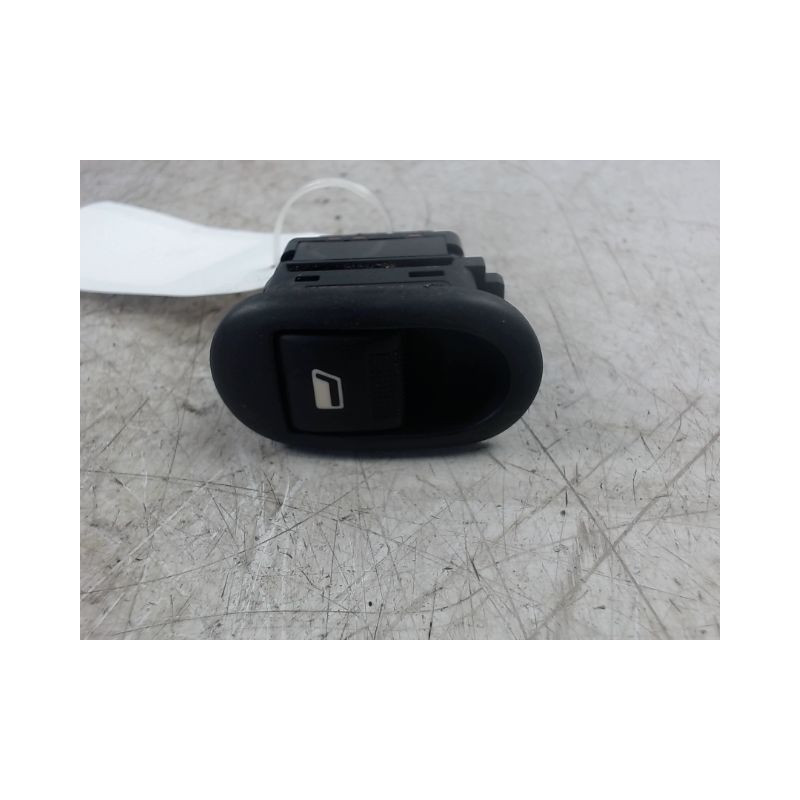 COMMANDE LEVE-GLACE PORTE AVD CITROEN C3 2009-