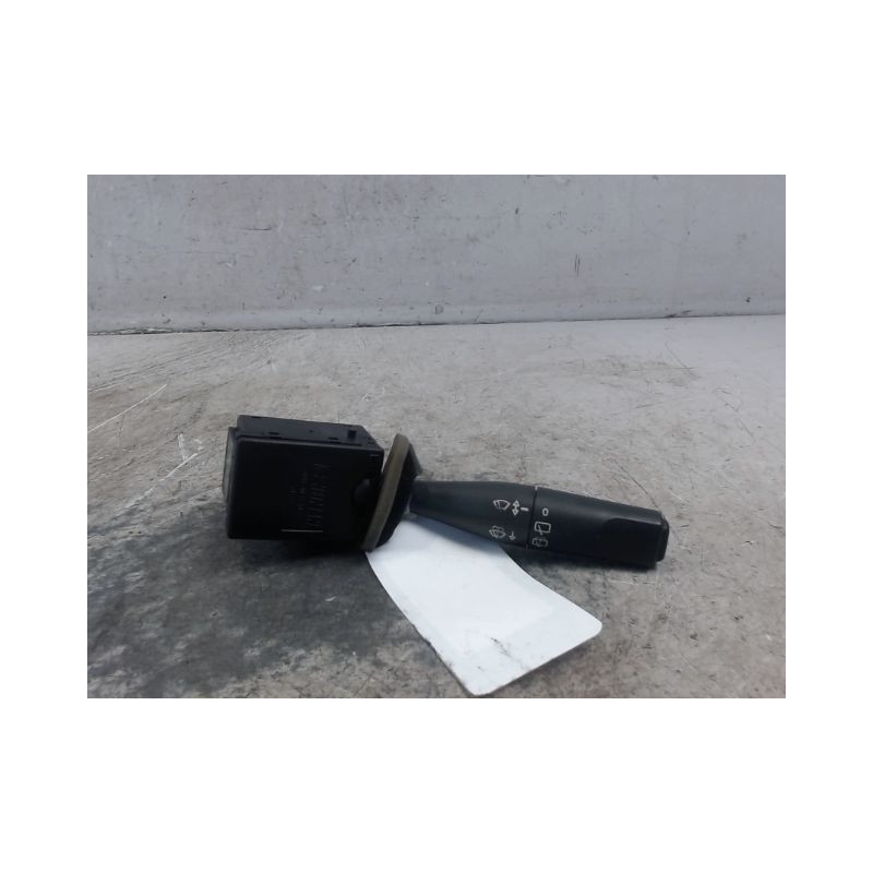 COMMANDE ESSUIE GLACE CITROEN SAXO 99-