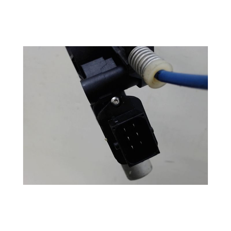 MECANISME+MOTEUR LEVE-GLACE AVANT DROIT OPEL CORSA IV Phase 2 (D) 2011-2015