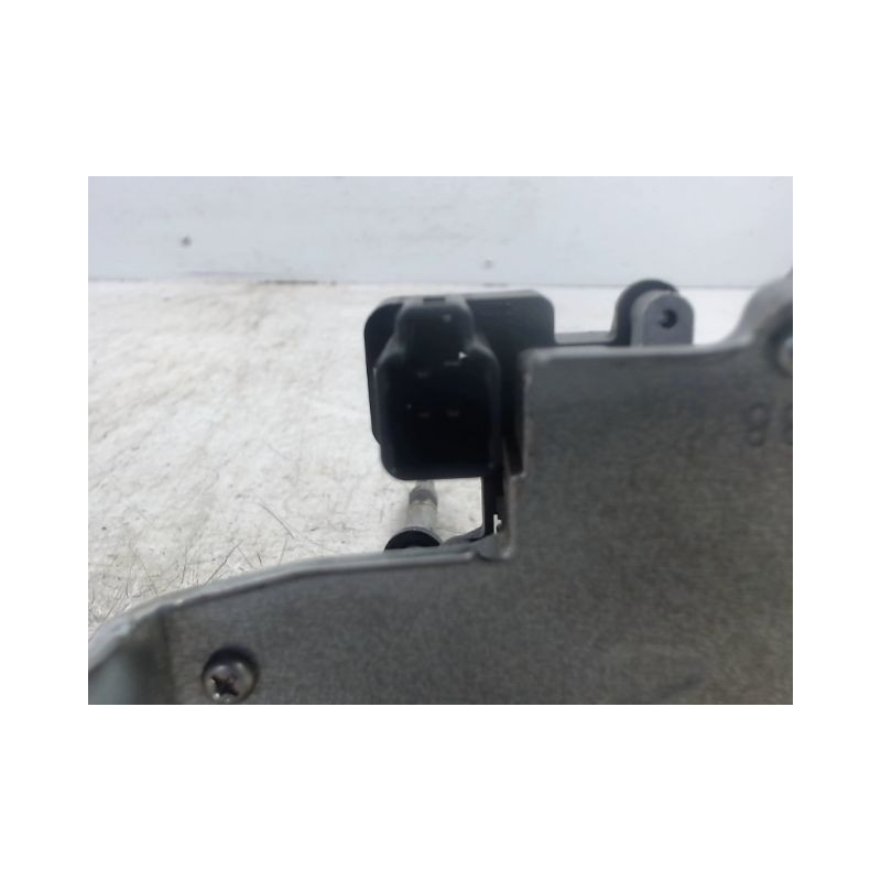 MOTEUR ESSUIE-GLACE ARRIERE MAZDA MAZDA 2
