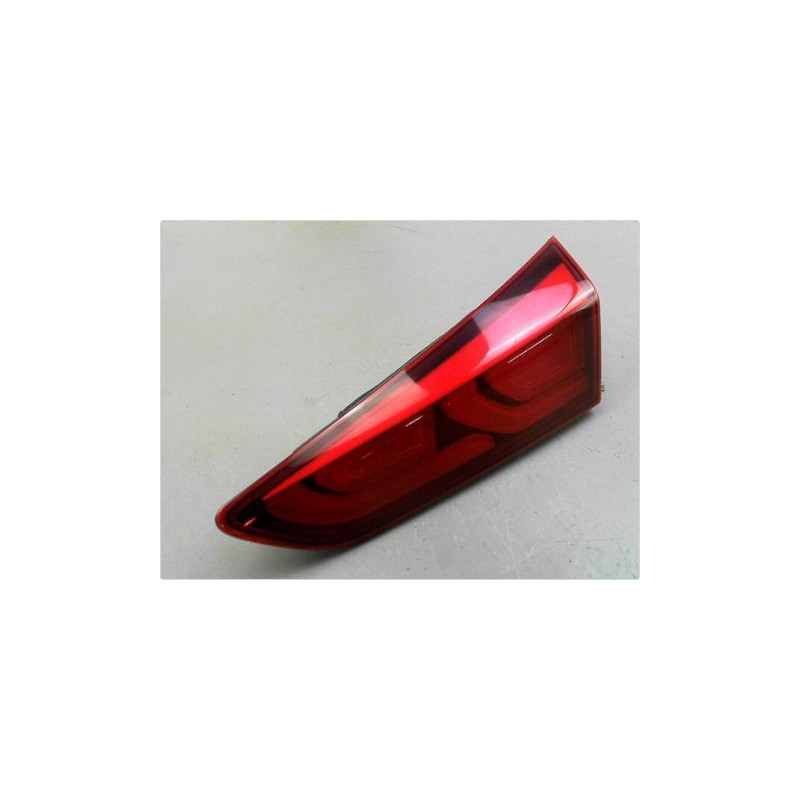 FEU ARRIERE INTERIEUR DROIT HYUNDAI I 20 PH2 12-15