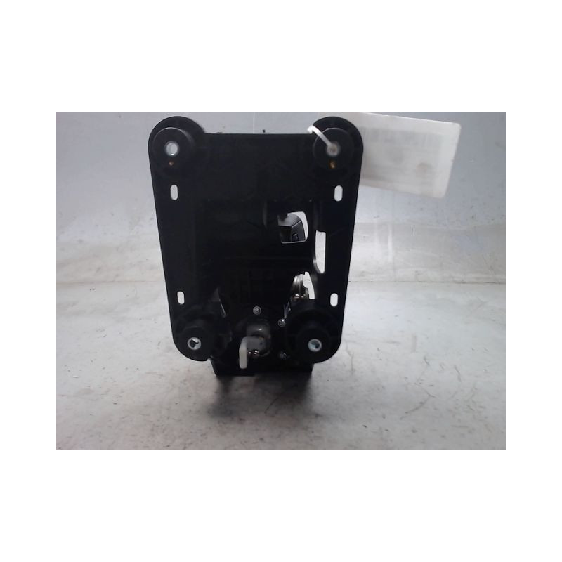 POMMEAU LEVIER VITESSES PEUGEOT 2008 1.2 THP 110 / PureTech 110