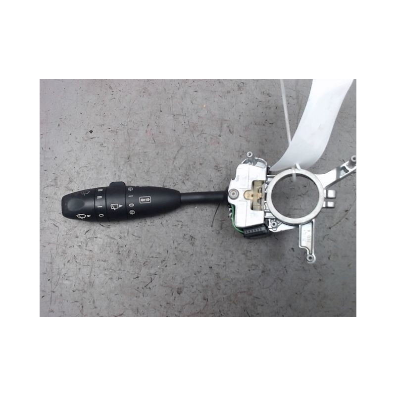 COMMANDE CLIGNOTANT MERCEDES CLASSE A 2004-