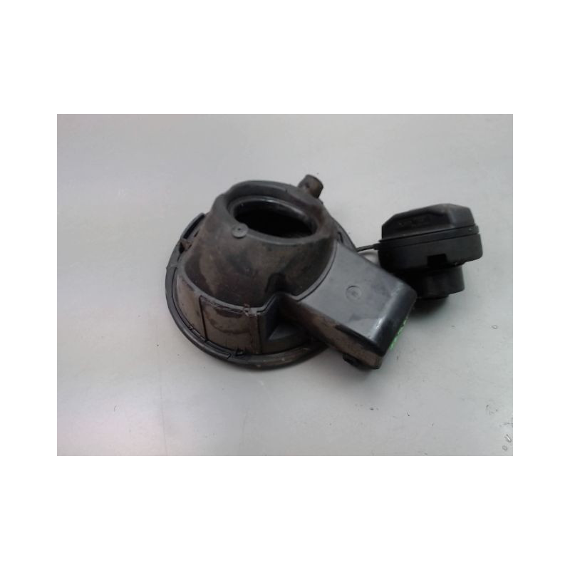 VOLET DE TRAPPE CARBURANT SKODA FABIA BREAK 2008-