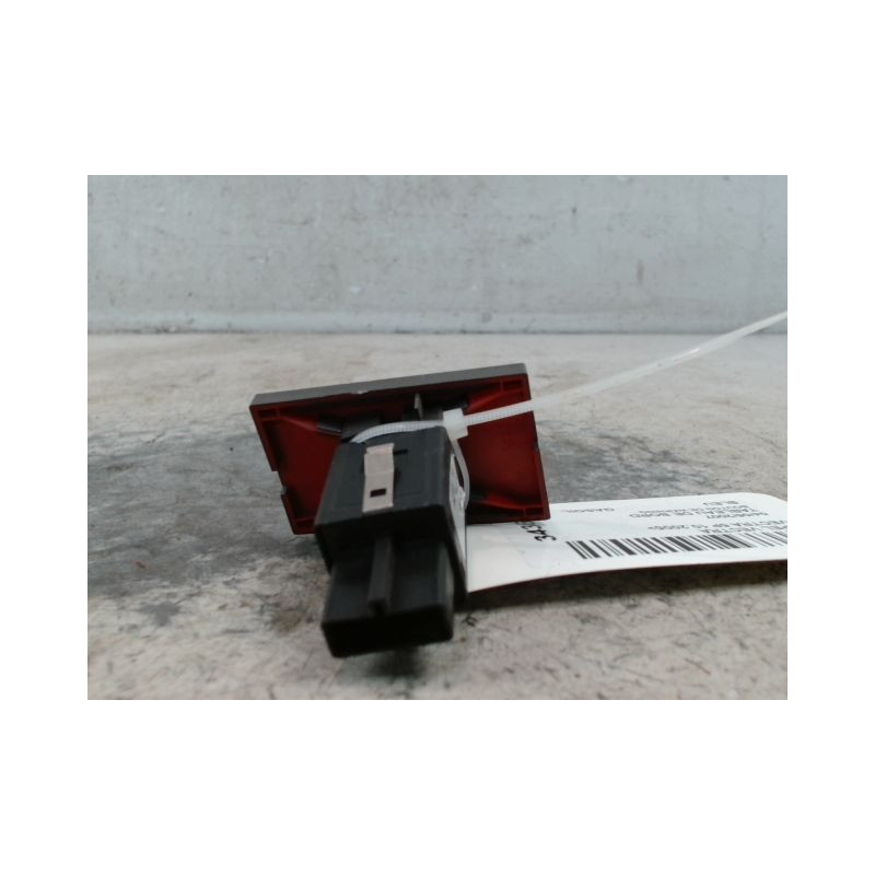BOUTON DE WARNING OPEL VECTRA 2005-