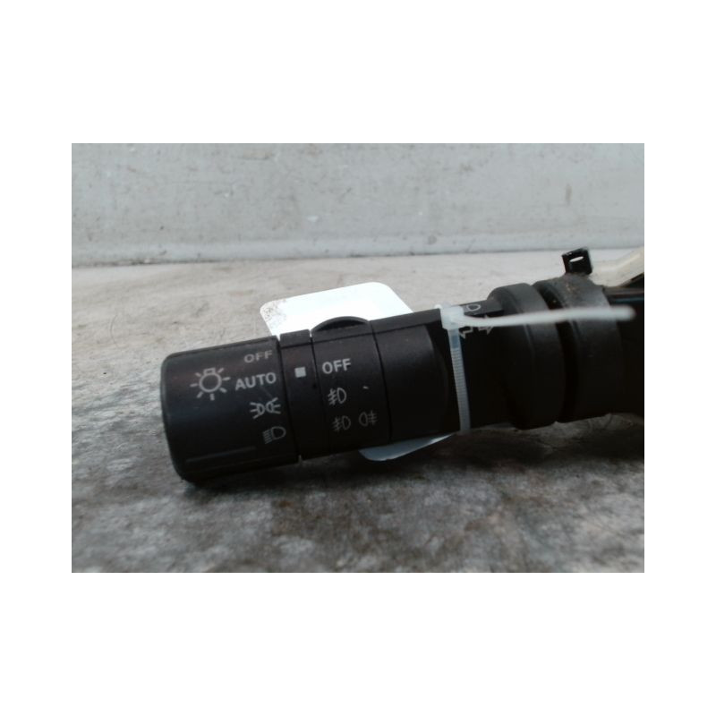 COMMANDE CLIGNOTANT NISSAN QHASQAI 2007-
