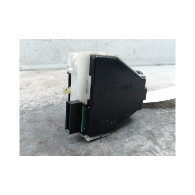 COMMANDE CLIGNOTANT NISSAN QHASQAI 2007-