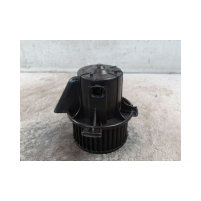 MOTEUR VENTILATEUR CHAUFFAGE PEUGEOT 307 CC 2005-