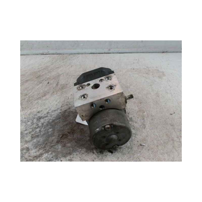 UNITE HYDRAULIQUE ABS TOYOTA COROLLA