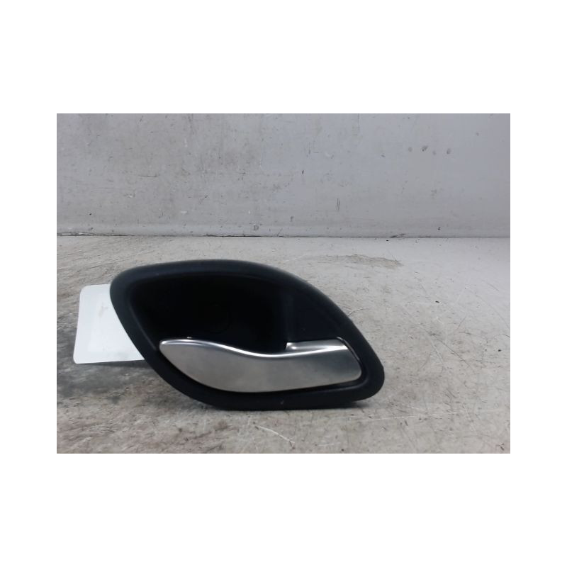 POIGNEE INTERIEURE PORTE AVANT DROIT RENAULT LAGUNA II ESTATE 00-05