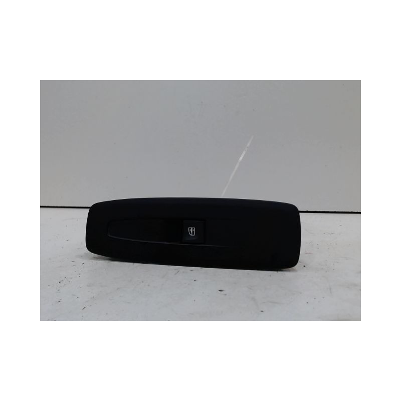 COMMANDE LEVE-GLACE PORTE AVD RENAULT MEGANE