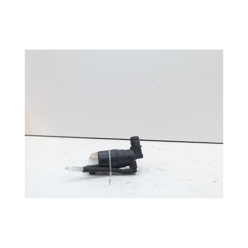 POMPE LAVE-GLACE AVANT TOYOTA AYGO