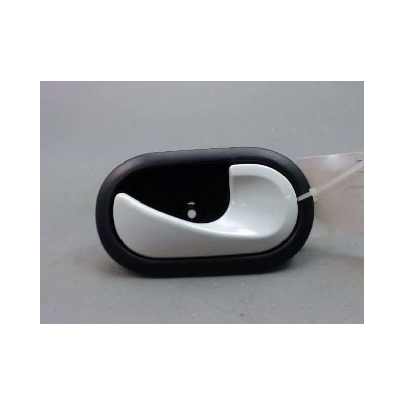 POIGNEE INTERIEURE PORTE AVANT DROIT RENAULT MODUS Phase 2 2008-2012