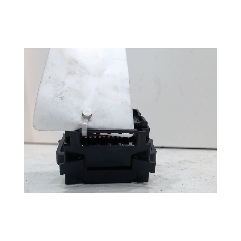 COMMANDE ESSUIE GLACE PEUGEOT 4007