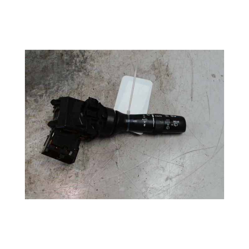 COMMANDE ESSUIE GLACE TOYOTA PRIUS 2004-