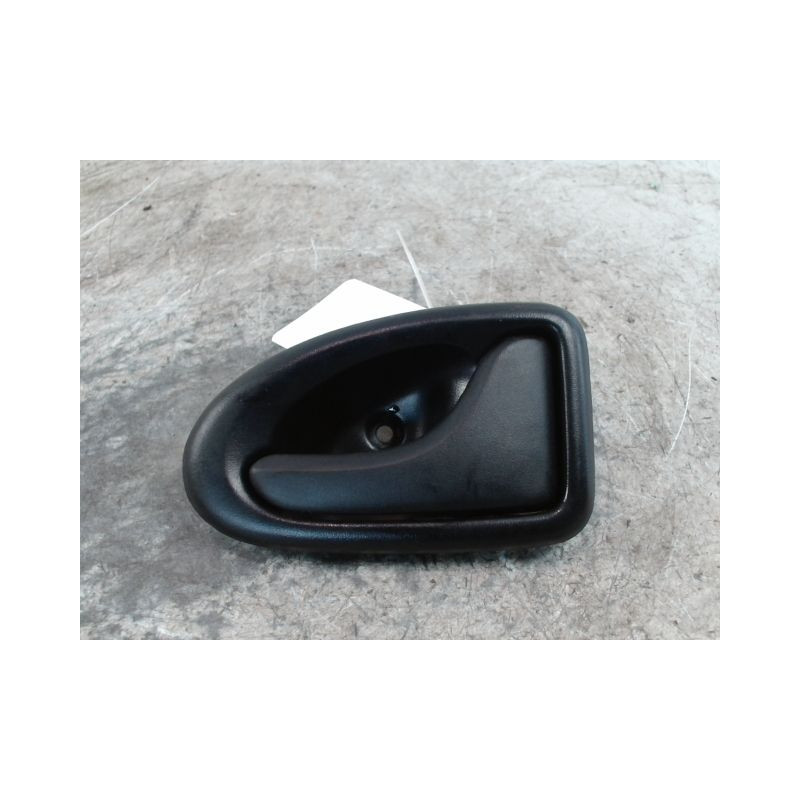 POIGNEE INTERIEURE PORTE AVANT DROIT DACIA LOGAN MCV 2007-