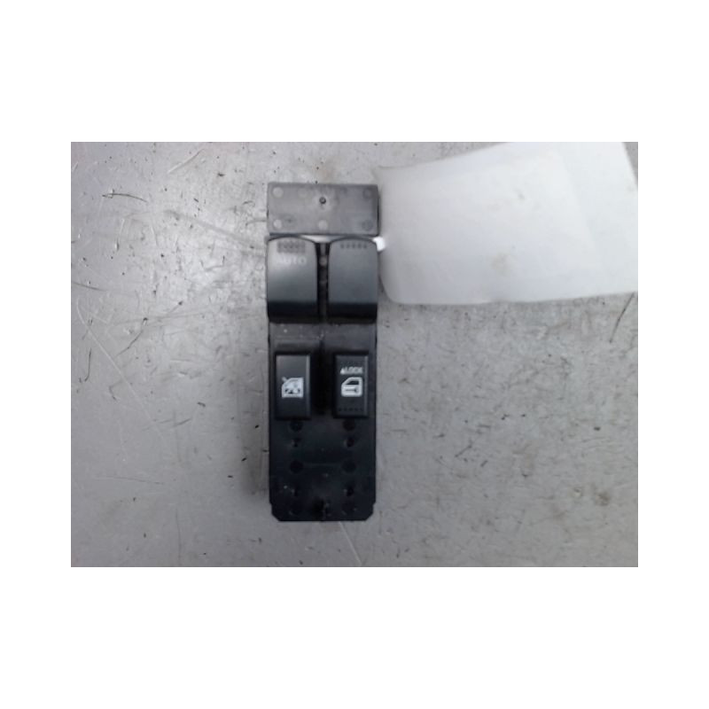 COMMANDE LEVE-GLACE PORTE AVG SUZUKI SWIFT