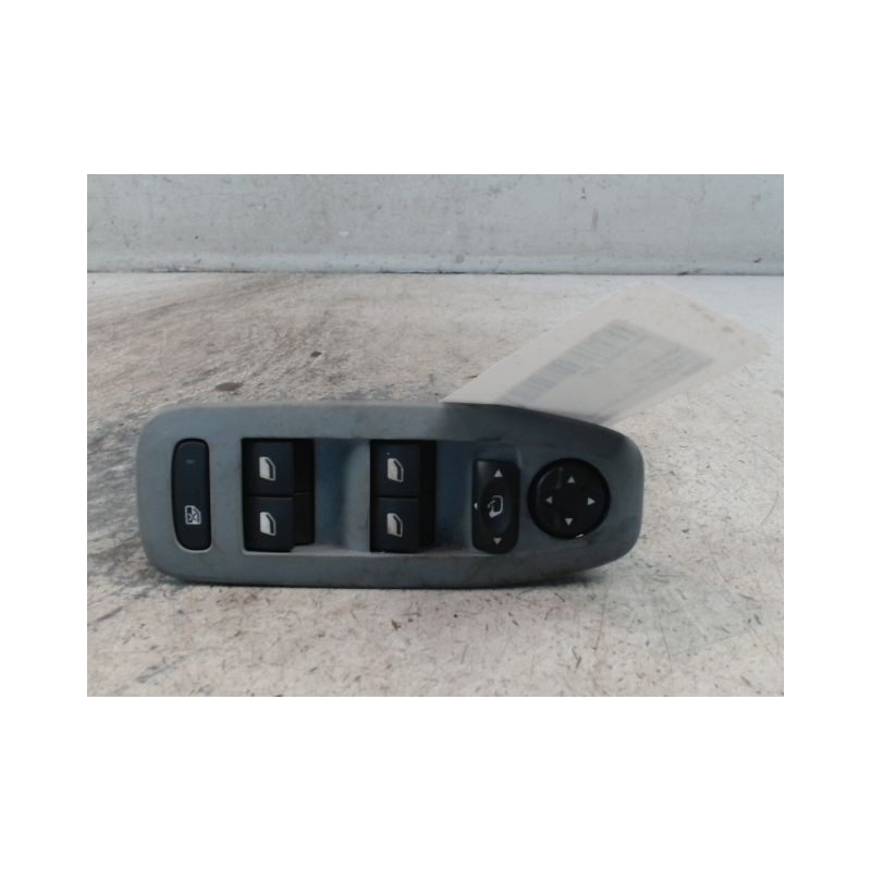COMMANDE LEVE-GLACE PORTE AVG PEUGEOT 208