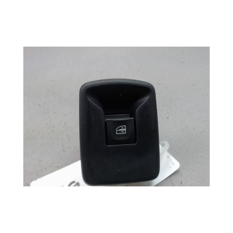 COMMANDE LEVE-GLACE PORTE AVD DACIA SANDERO II Phase 1 2012-...