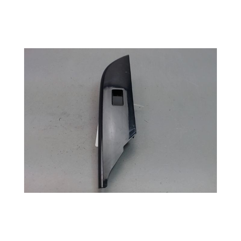 COMMANDE LEVE-GLACE PORTE AVD TOYOTA HILUX SIMPLE CABINE