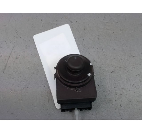 COMMANDE RETROVISSEUR EXT ELECTRIQUE
