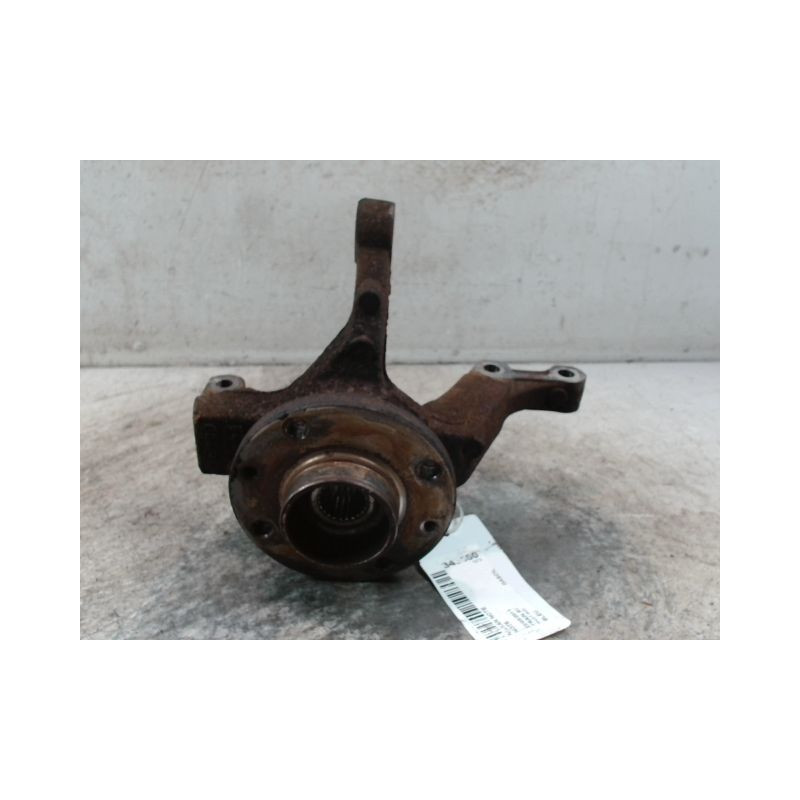 PIVOT AVANT DROIT NISSAN NOTE
