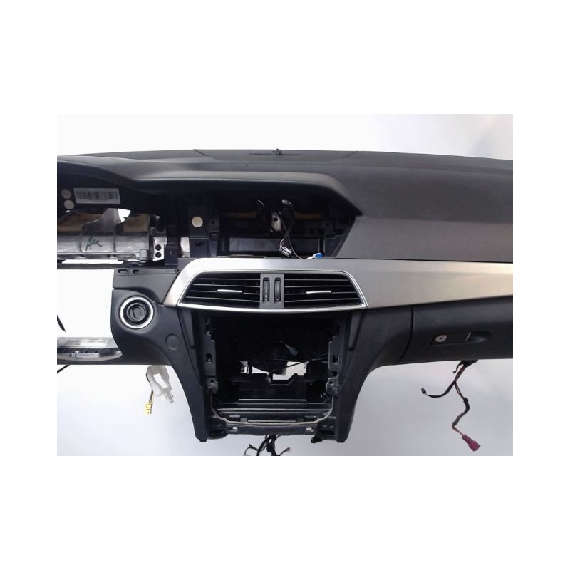 PLANCHE DE BORD  MERCEDES CLASSE C COUPE SPORT 2004-