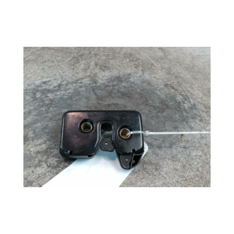SERRURE COFFRE ARRIERE SEAT CORDOBA 99-2002