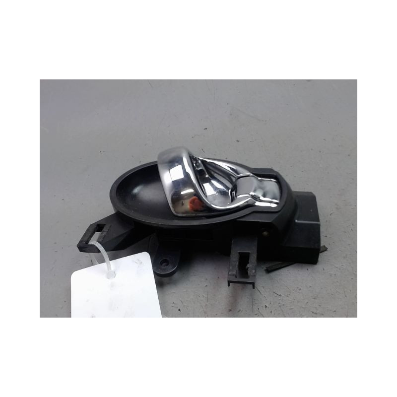POIGNEE INTERIEURE PORTE ARRIERE DROIT NISSAN JUKE Phase 1 2010-...