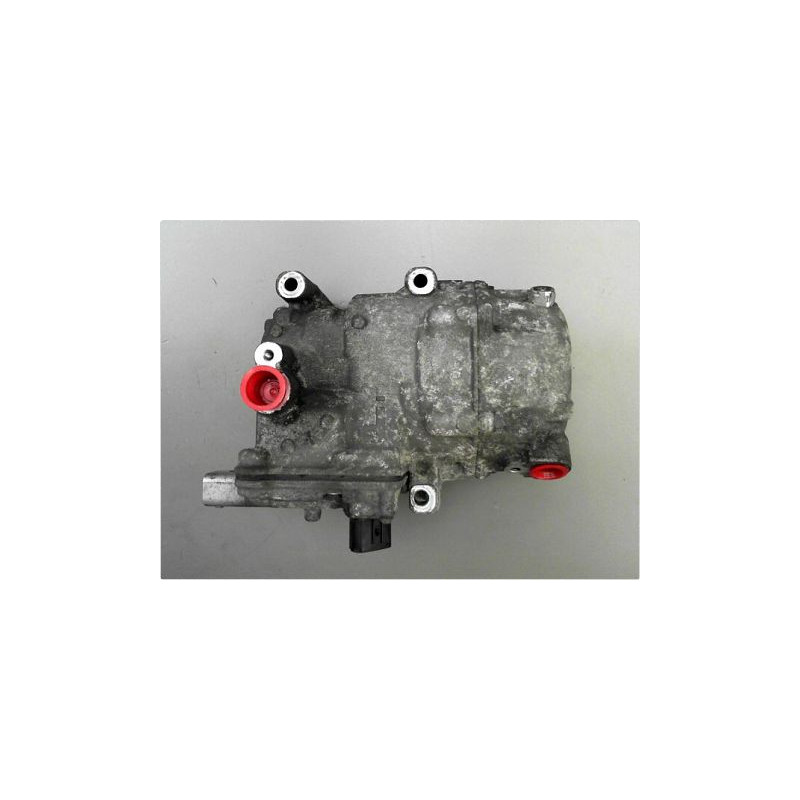 COMPRESSEUR AIR CONDITIONNE TOYOTA AURIS PH2 10-12