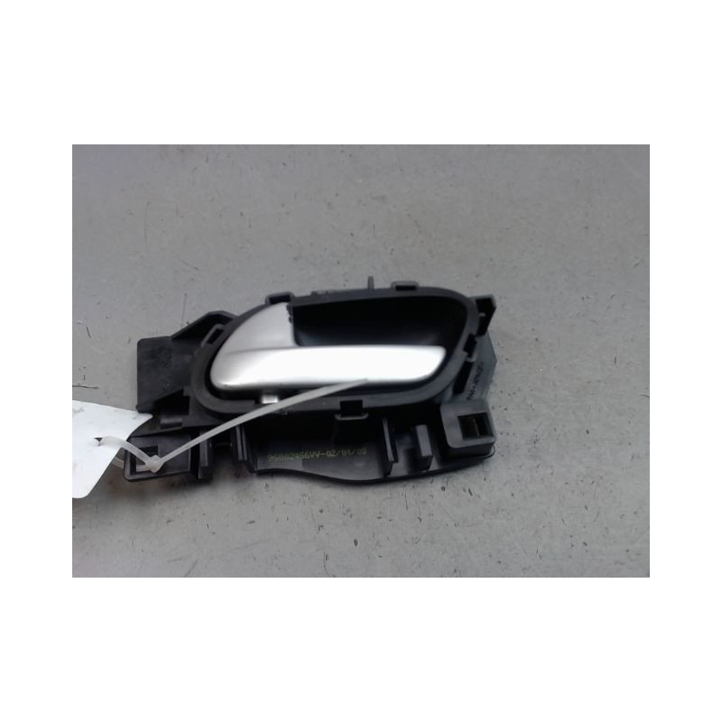 POIGNEE INTERIEURE PORTE AVANT GAUCHE PEUGEOT 207 2006-2013