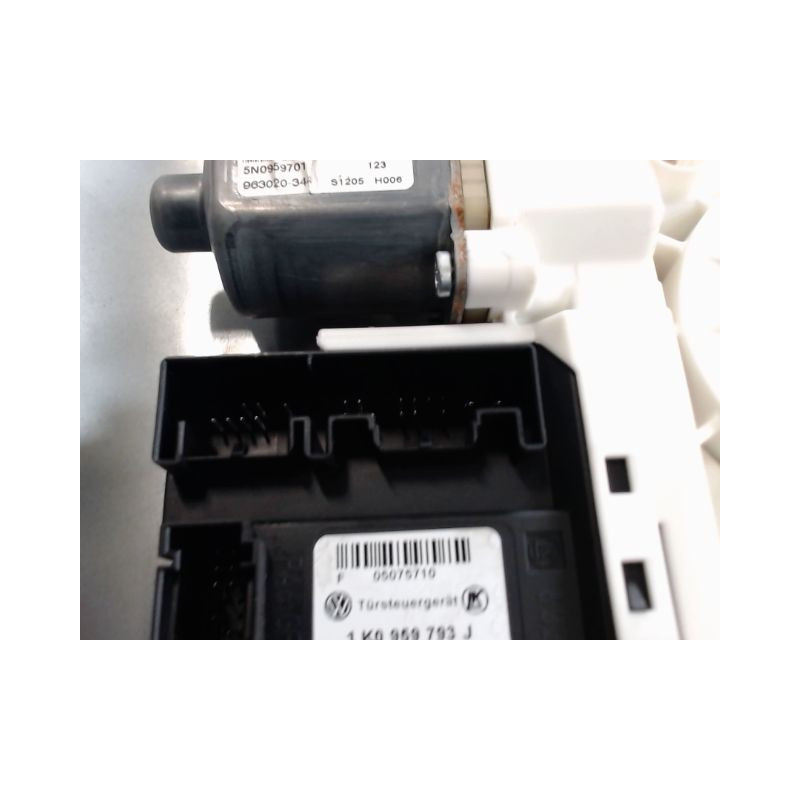 MECANISME+MOTEUR LEVE-GLACE AVANT GAUCHE VOLKSWAGEN TIGUAN