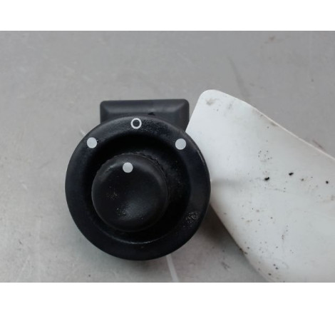 COMMANDE RETROVISSEUR EXT ELECTRIQUE