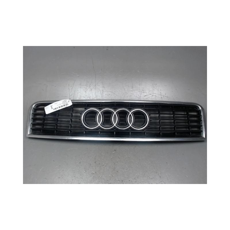 CALANDRE AUDI A4 2001-