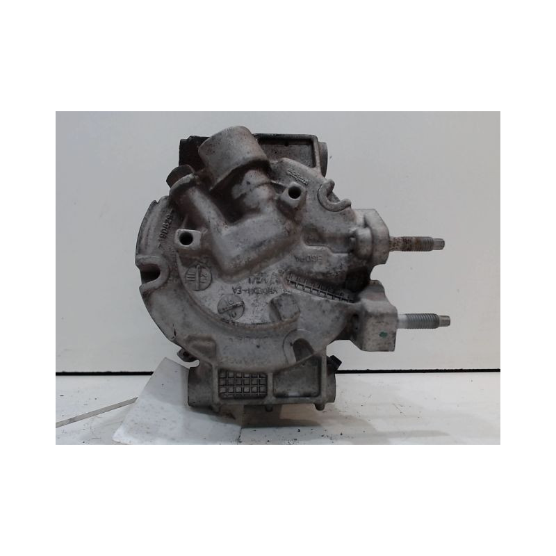 COMPRESSEUR AIR CONDITIONNE FORD FIESTA