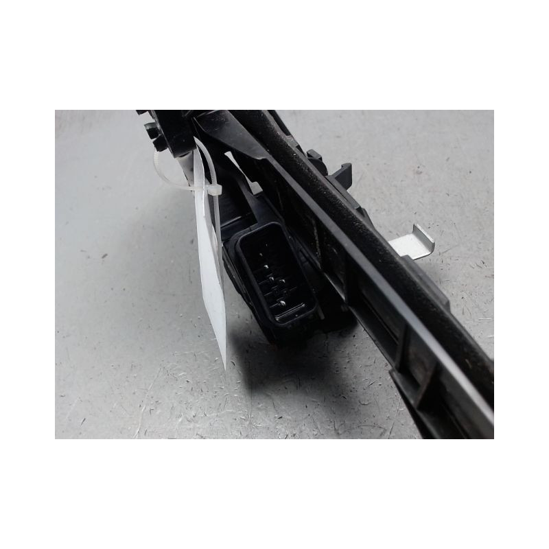 SYSTEME CONDAMNATION ARRIERE GAUCHE FORD FOCUS 04-07
