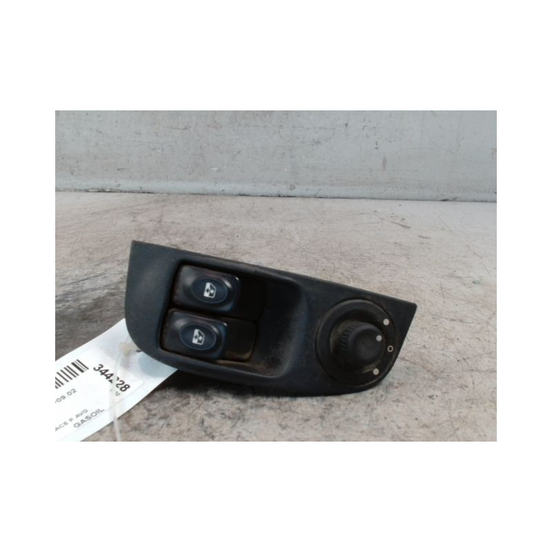COMMANDE LEVE-GLACE PORTE AVG RENAULT MEGANE I PH2 99-02
