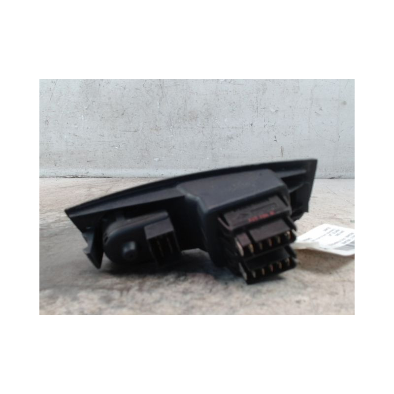 COMMANDE LEVE-GLACE PORTE AVG RENAULT MEGANE I PH2 99-02