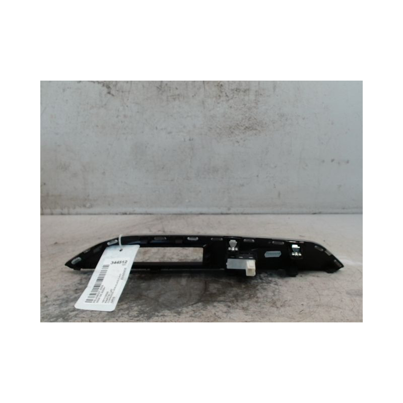 COMMANDE LEVE-GLACE PORTE AVD PEUGEOT 3008 2009-