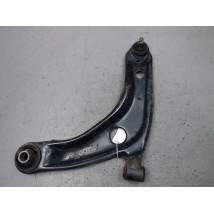 TRIANGLE INFERIEUR AVANT GAUCHE TOYOTA YARIS