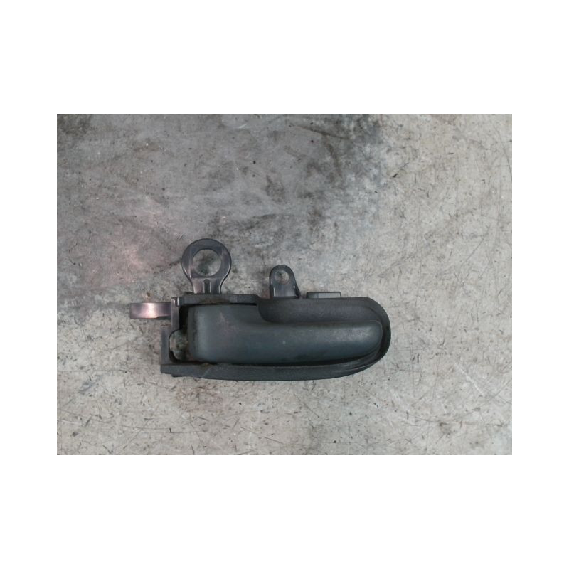 POIGNEE INTERIEURE PORTE AVANT GAUCHE TOYOTA YARIS -2003