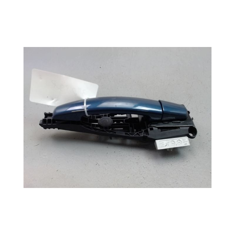 POIGNEE EXTERIEURE PORTE AVANT DROIT OPEL CORSA 2010-