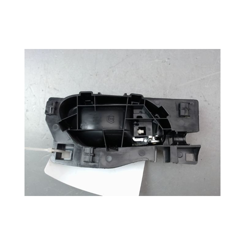 POIGNEE INTERIEURE PORTE AVANT GAUCHE PEUGEOT 2008 Phase 1 2013-...
