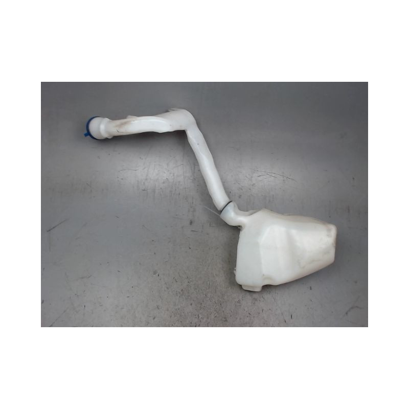 RESERVOIR LAVE-GLACE AVANT CITROEN C3